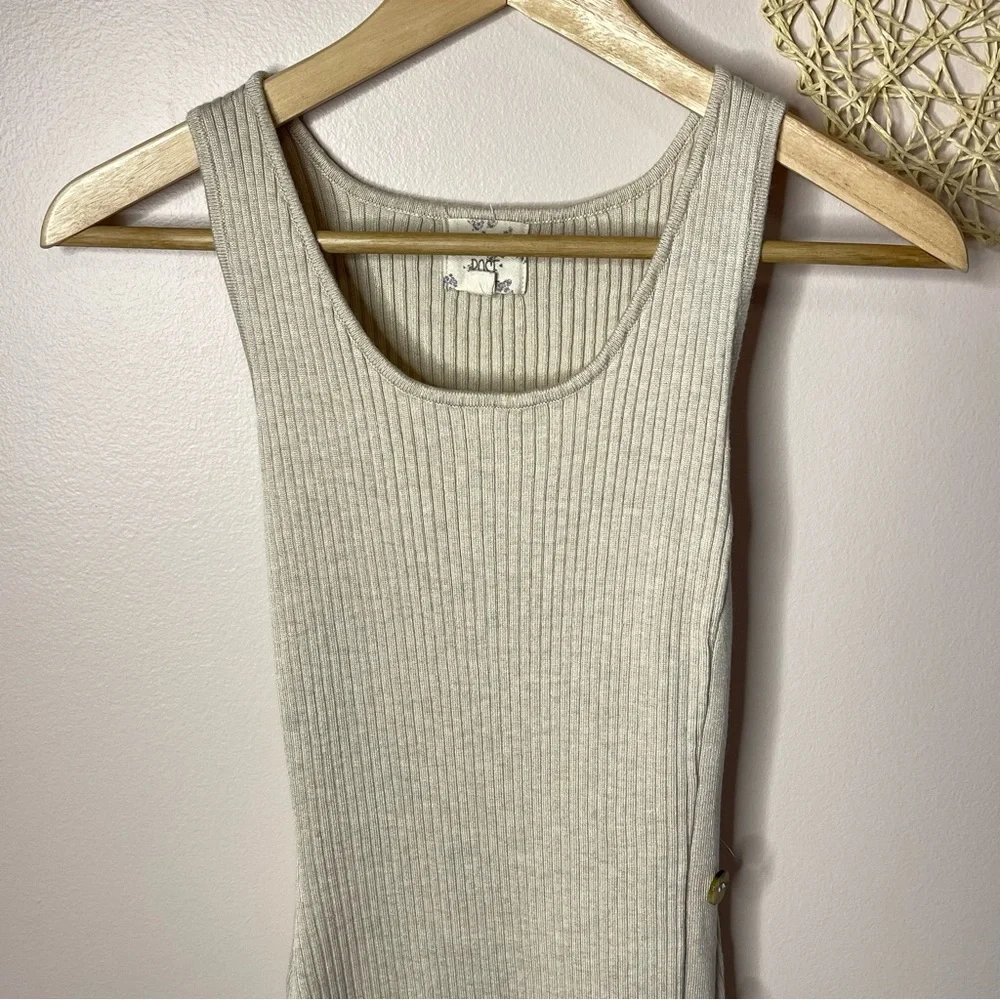 Hippie Rose Ribbed Knit Sleeveless Midi Sweater Dress (Beige) - Small